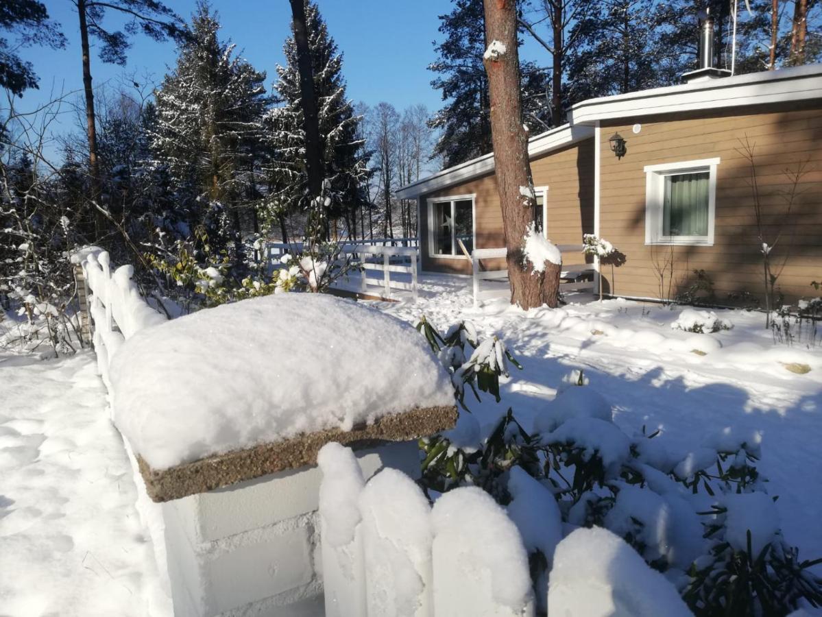 Вилла Sosnowy Azyl Вонгликовице Экстерьер фото